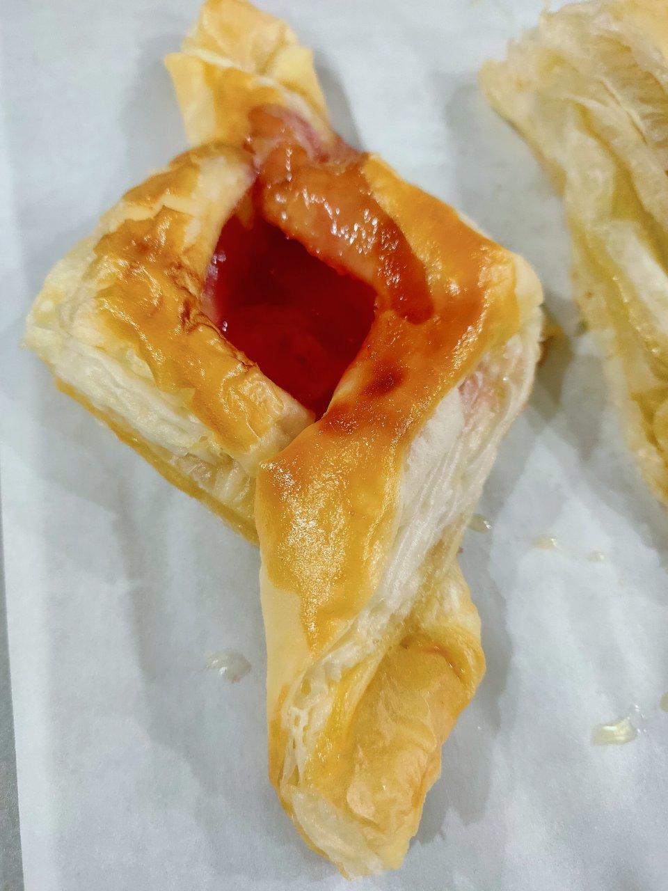 基础千层酥皮做法--附果酱酥、风车酥、蝴蝶酥和羊角酥整形