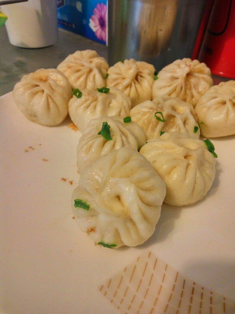 生煎包（新视频。猪肉韭菜莲藕生煎包）