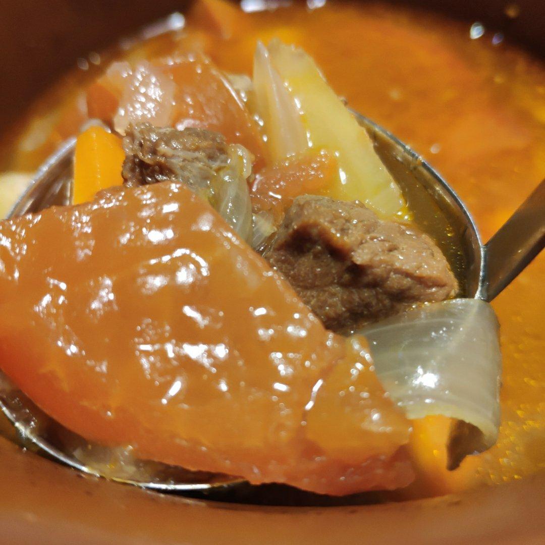 土豆番茄牛腩汤