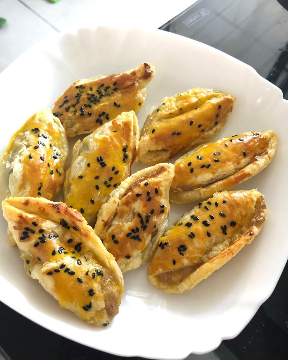 又香又酥脆的香蕉酥