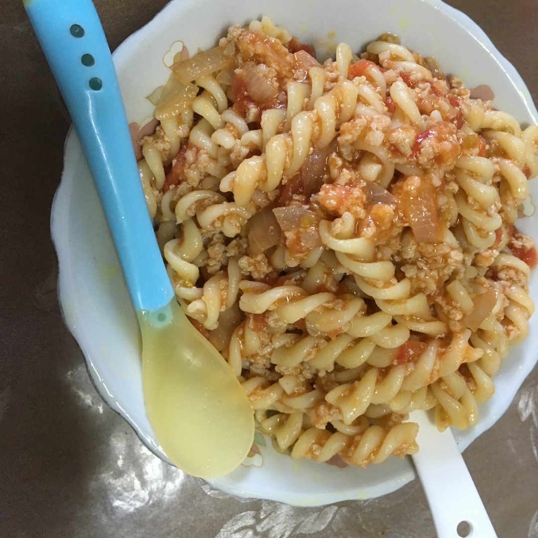 番茄肉酱意大利面