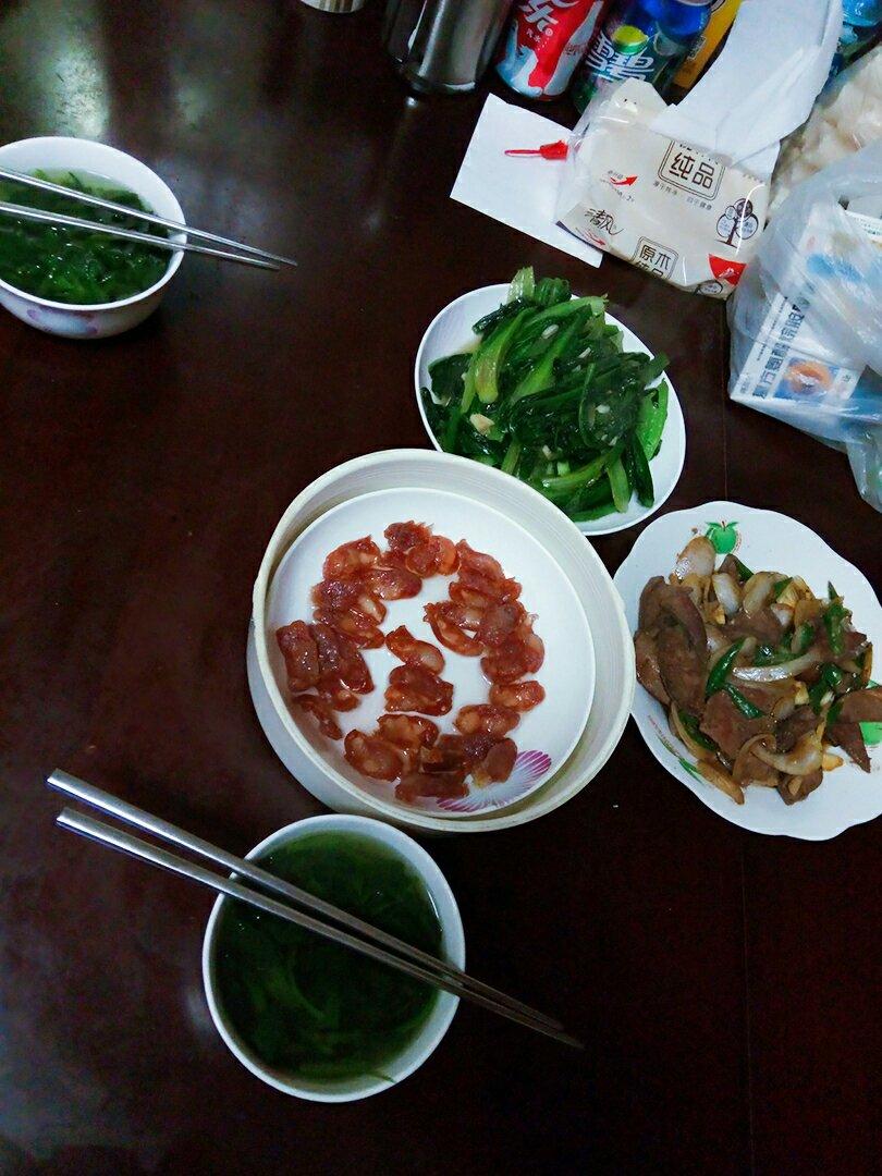 蒸腊肠