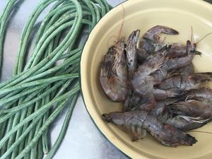 健康低卡——胡椒虾+蒜泥豇豆+杂粮饭的做法 步骤4