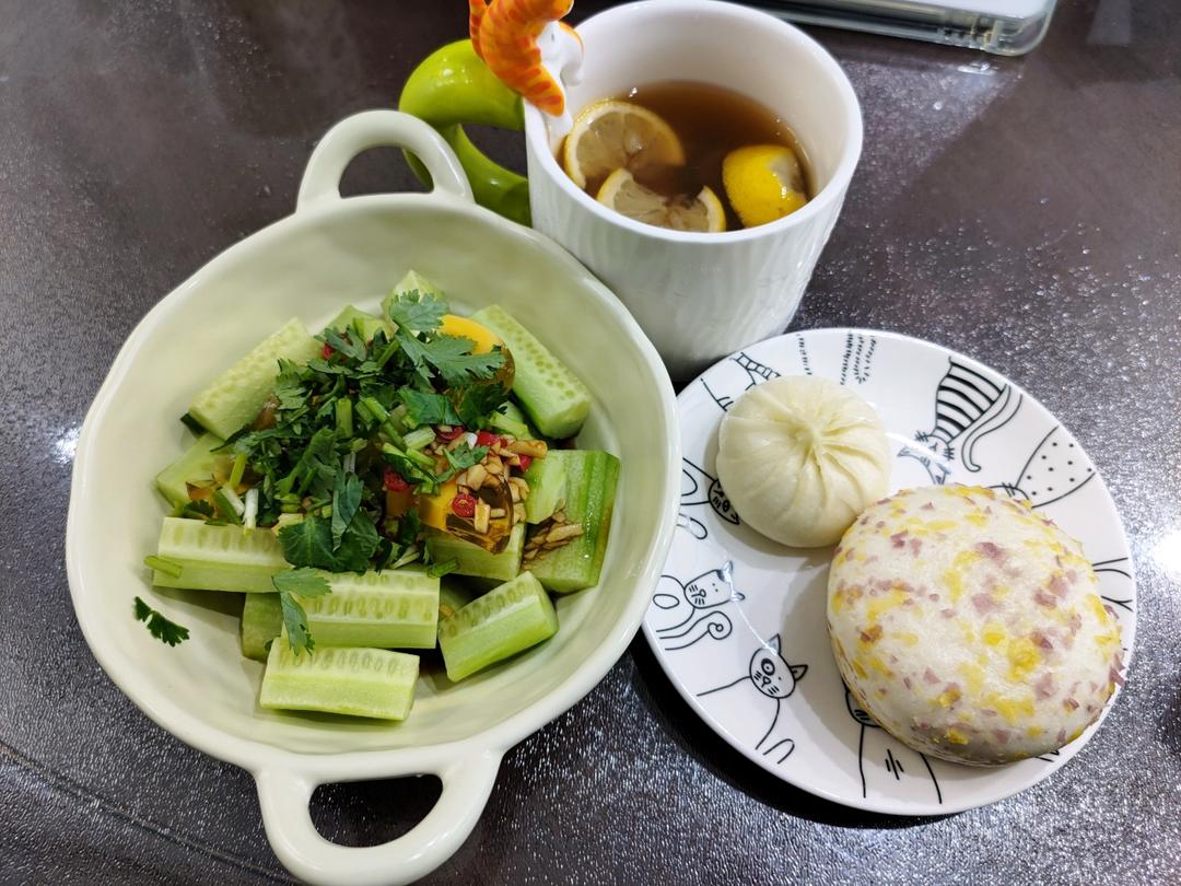 夏日开胃小凉菜“皮蛋拌黄瓜🥒”开胃减脂
