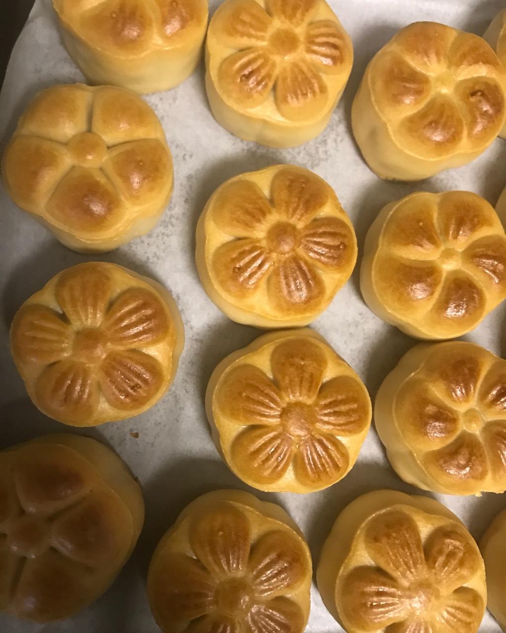 广式月饼——咸蛋黄豆沙月饼（新手版）