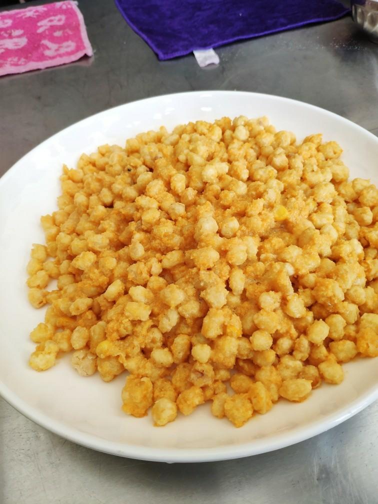 比酒店做的好吃的金沙玉米（超详细）