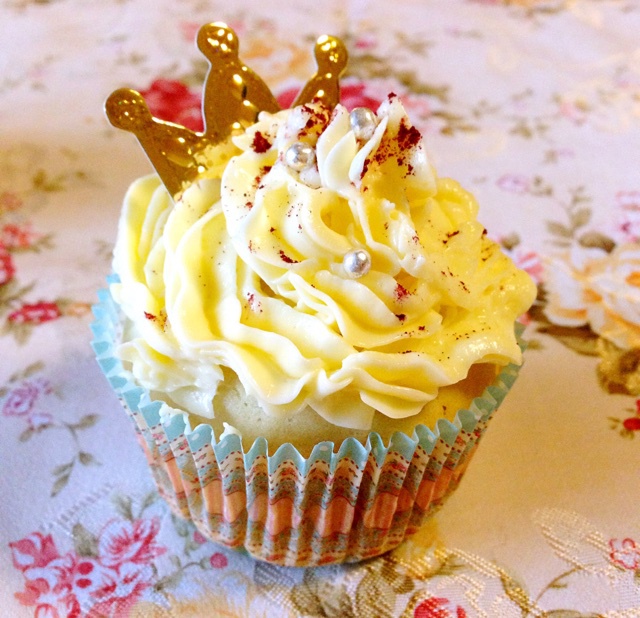 鲜奶油蓝莓纸杯蛋糕 Blueberry Crème  fraîche cupcake