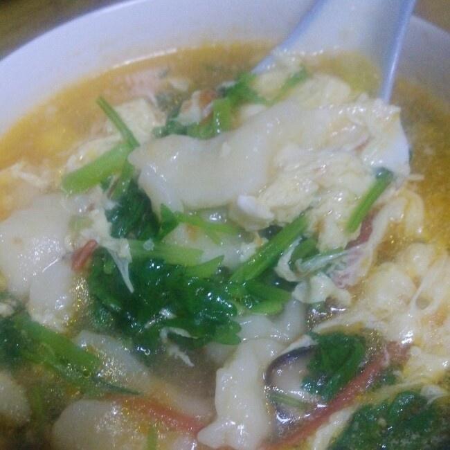 西红柿香菇疙瘩汤