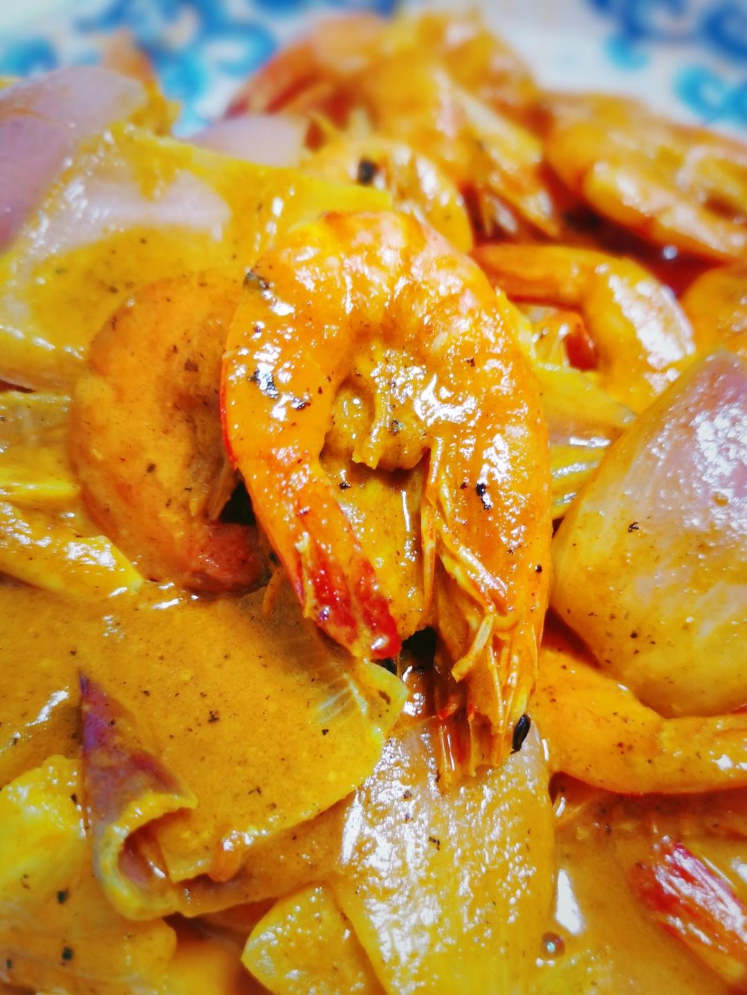 泰式黄咖喱虾～人人都能做的米其林餐厅味道