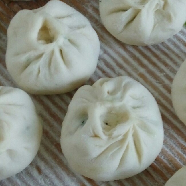 美味的韭菜陷大包子