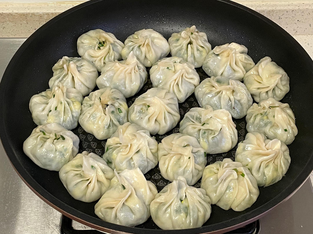 好吃又快手的薄皮素生煎（饺子皮版)