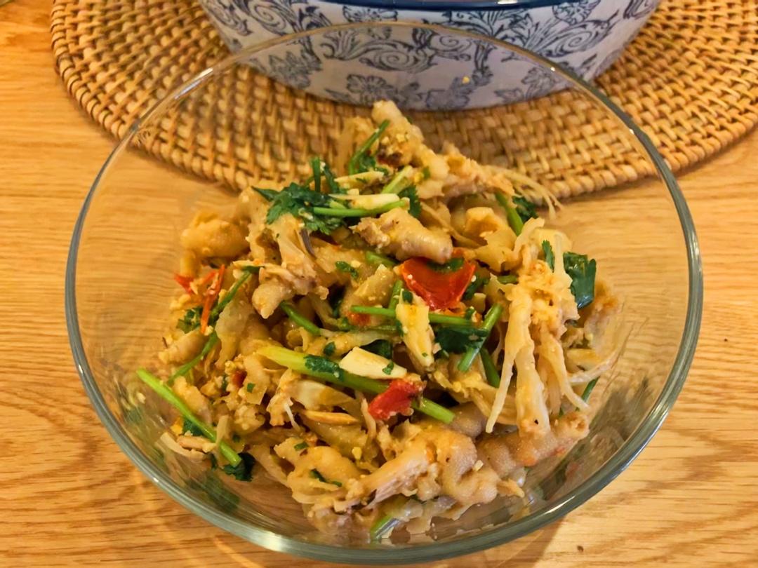 酸辣鸡脚๑