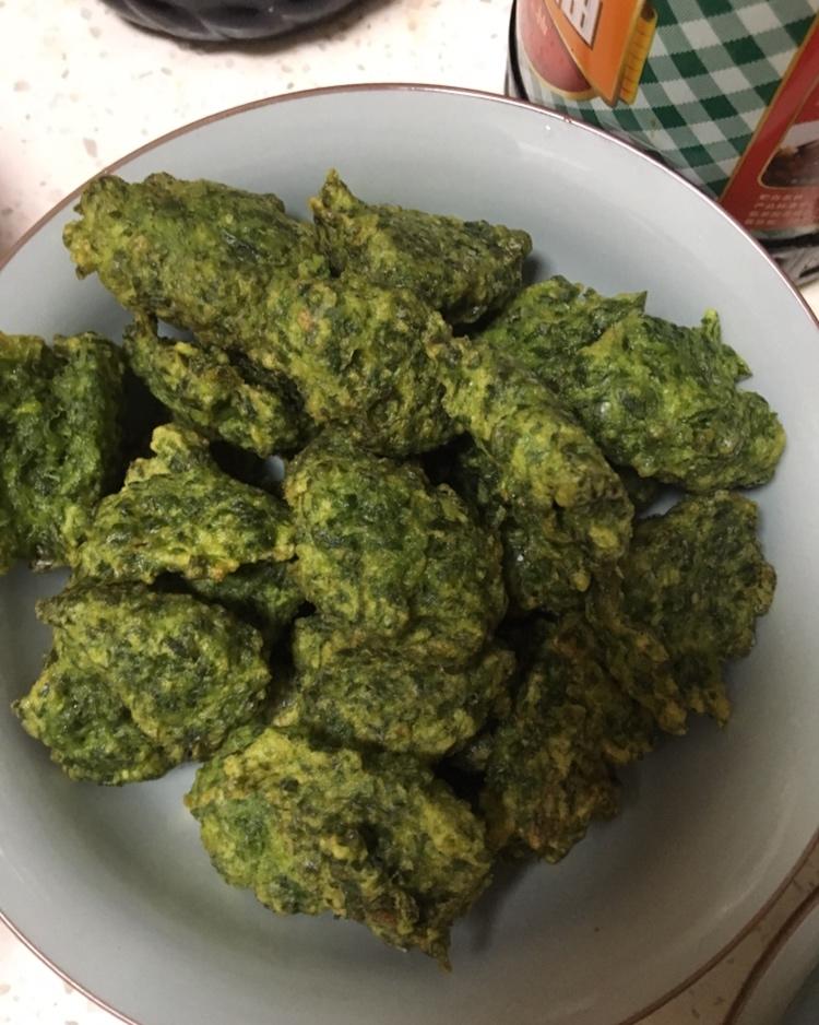芹菜叶丸子