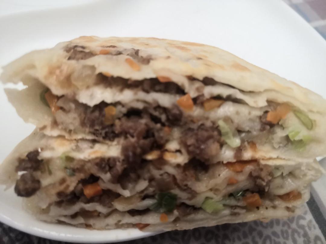 【牛肉千层饼】啊！肉饼！千层！酥香！过瘾！