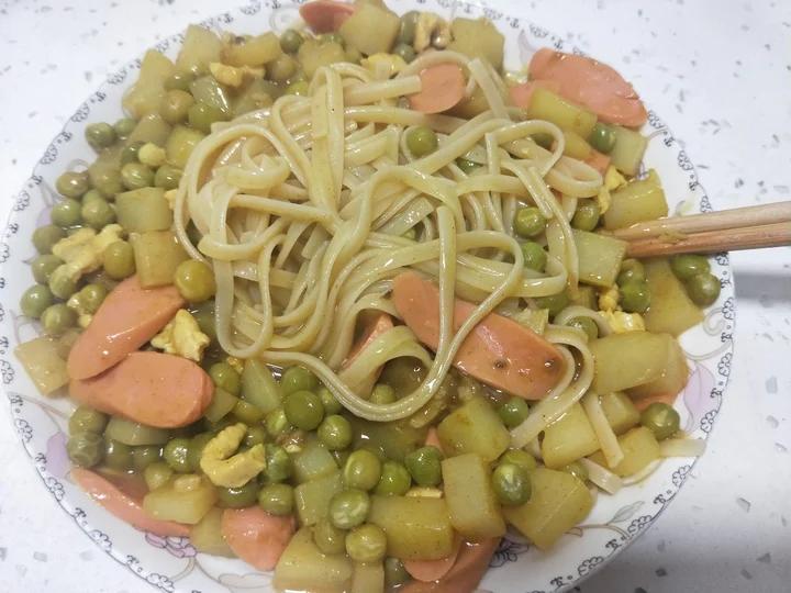 咖喱鸡肉意大利面