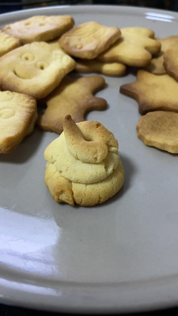 小朋友们超爱的卡通小饼干