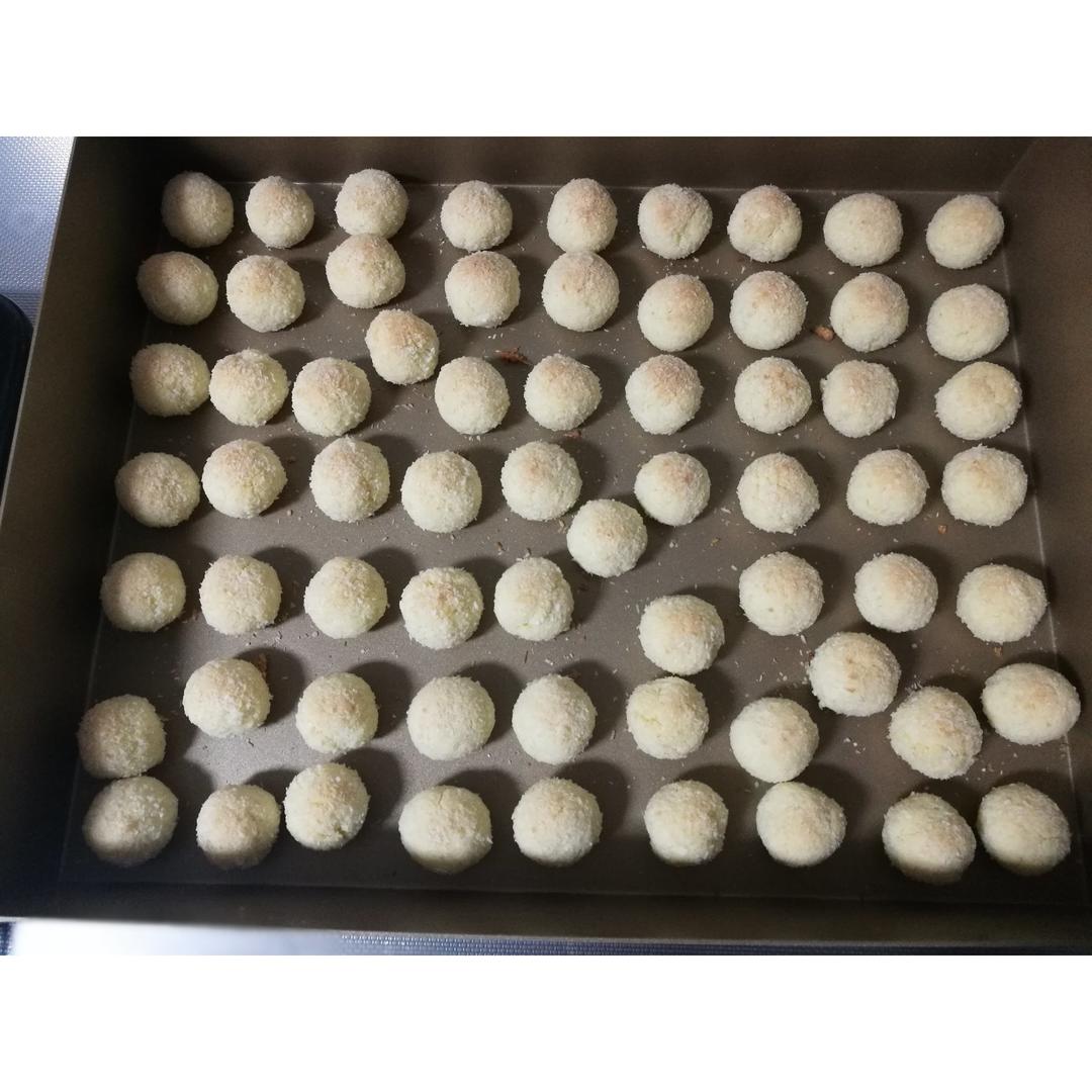 【视频】椰蓉小酥球（消耗蛋黄）童年美食