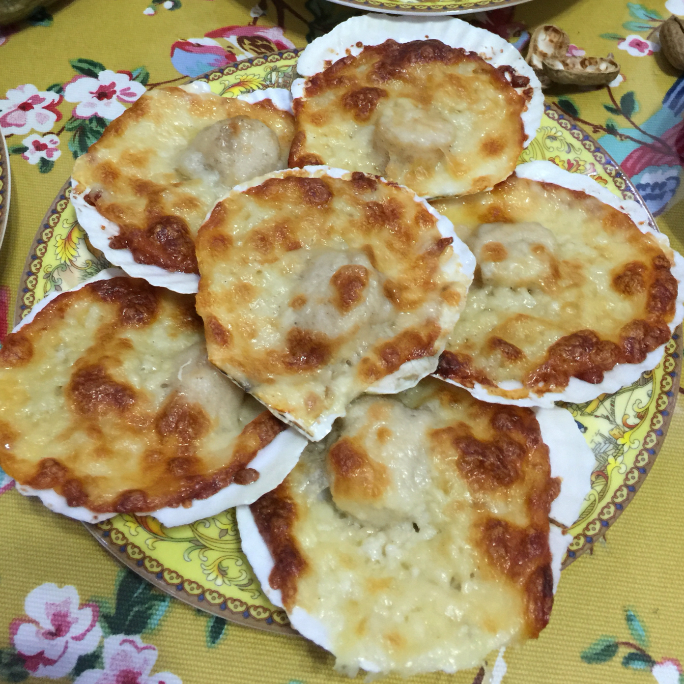 芝士蒜茸焗扇贝