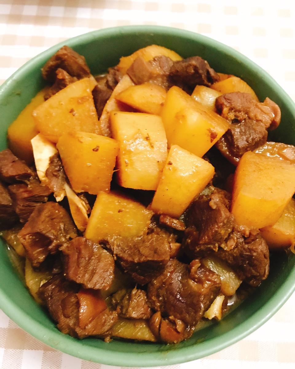 羊肉炖白萝卜