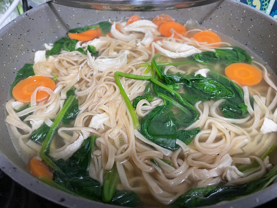超美味快手鸡丝汤面
