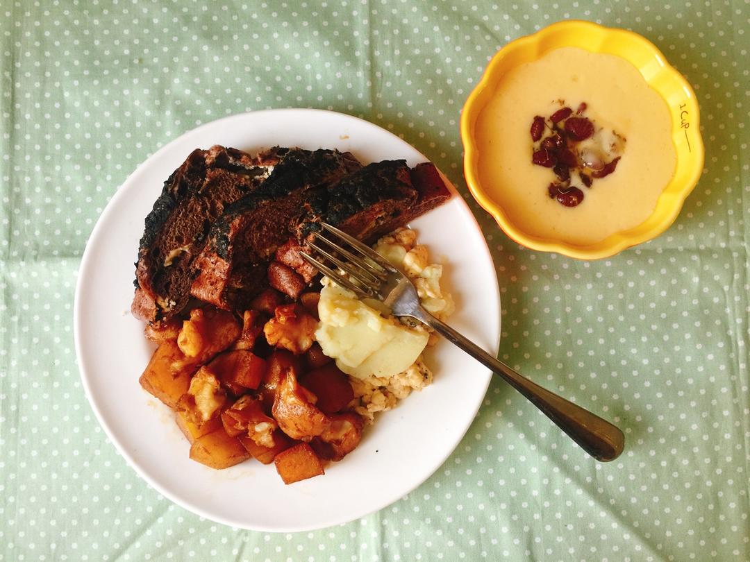 每天，叫醒我的是早餐