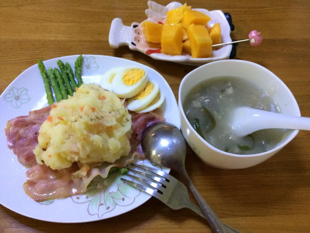 芦笋土豆泥