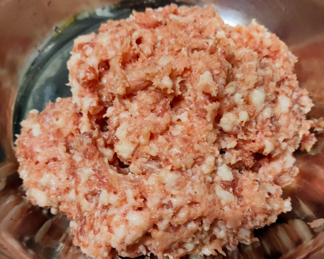 韭菜猪肉饺子(附擀皮和最简单的饺子包法)的做法 步骤1