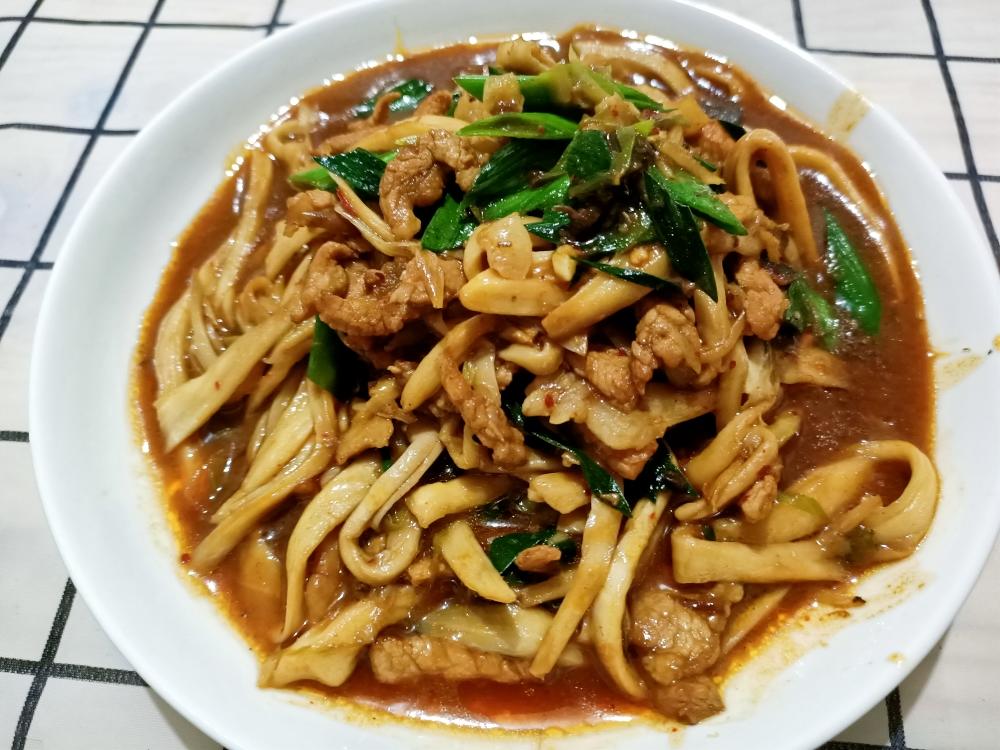 杏鲍菇炒肉