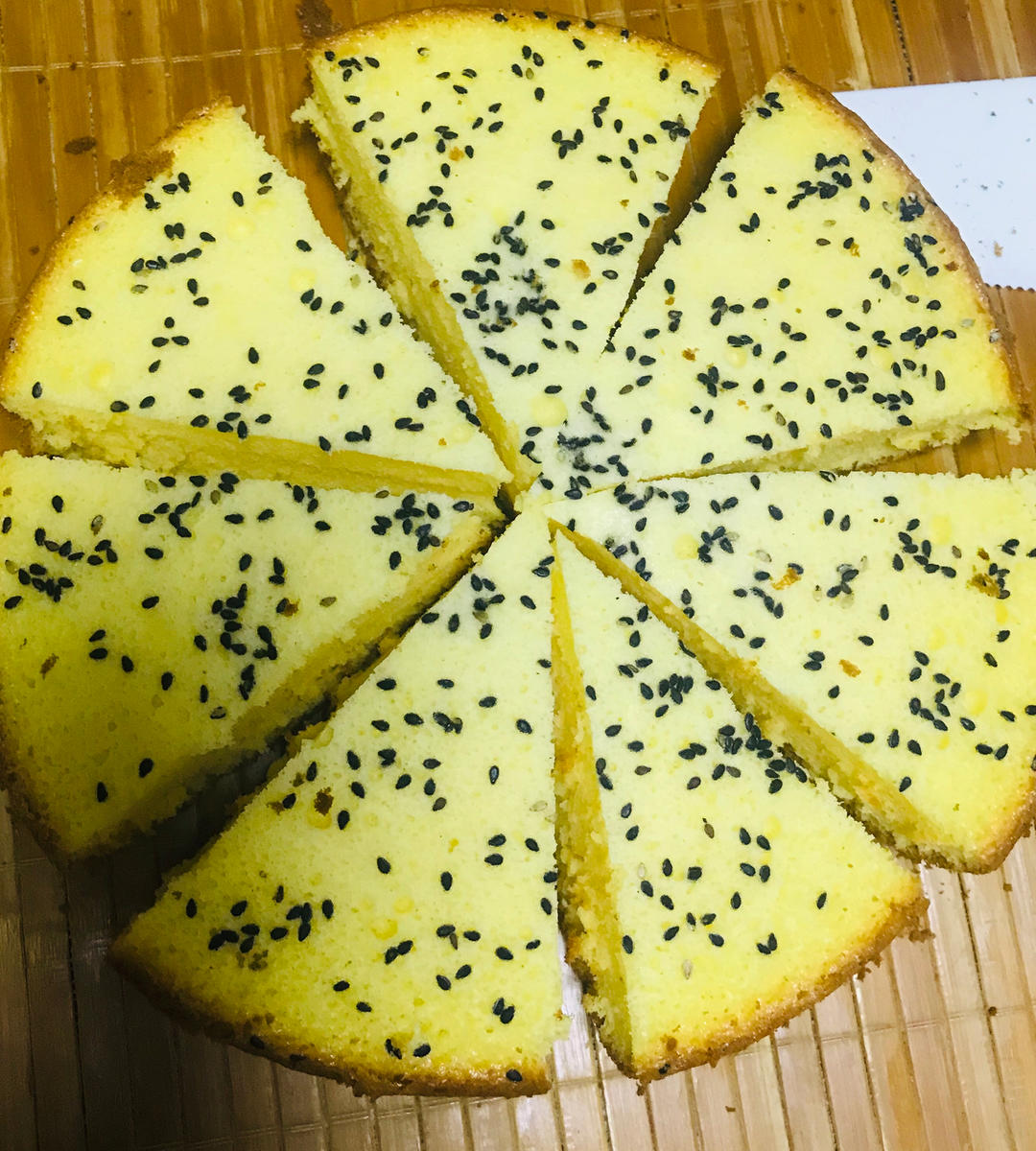 第一次做电饭锅版蛋糕，完美。