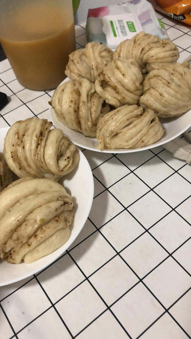 葱油花卷，一根筷子卷出漂亮的造型