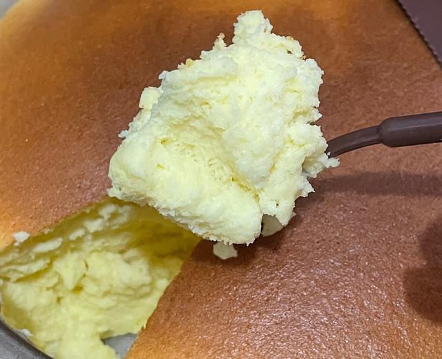 简易酸奶蛋糕｜真的只有酸奶蛋糕和面粉！的做法