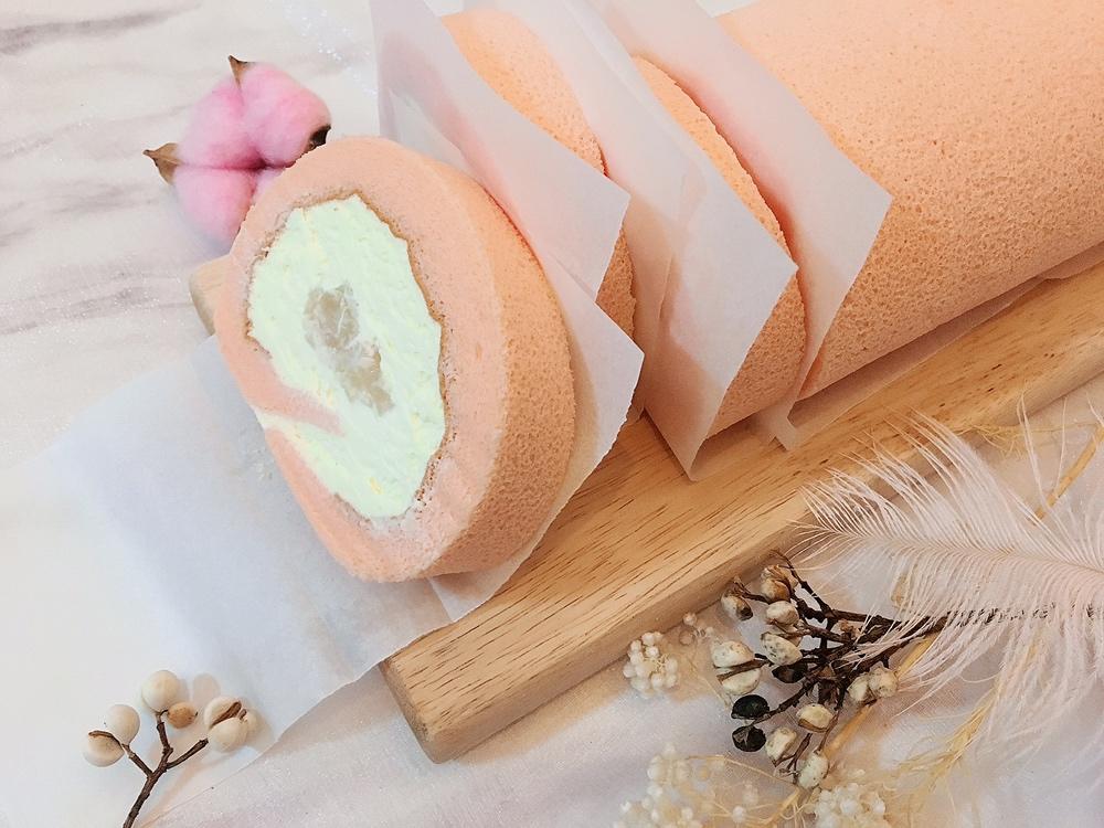 《Tinrry+》粉红荔枝蛋糕卷