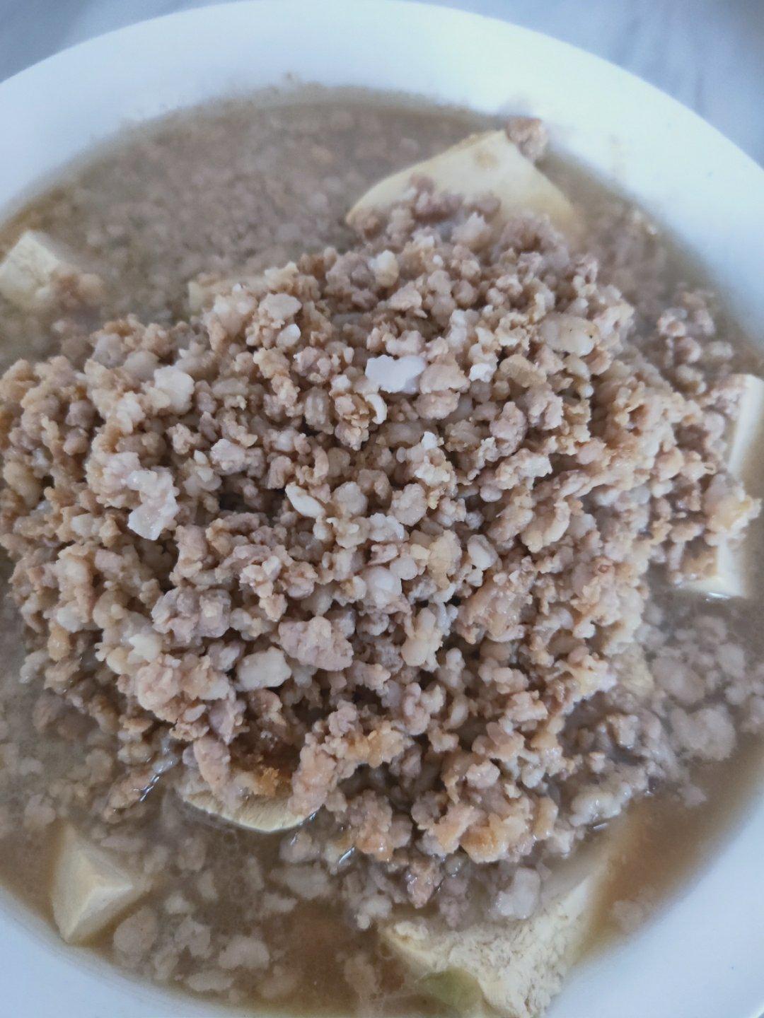 榨菜肉末蒸豆腐