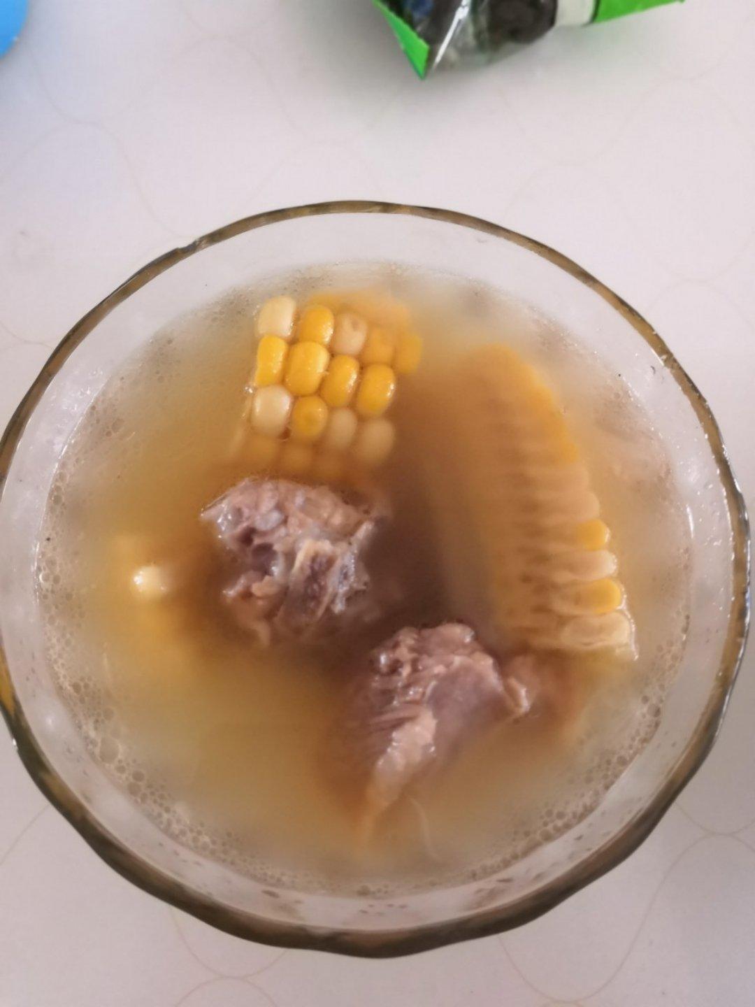厨师长教你：“玉米排骨汤”的家常做法，营养又美味，先收藏了