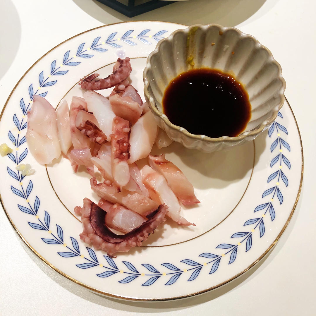 白灼章鱼足
