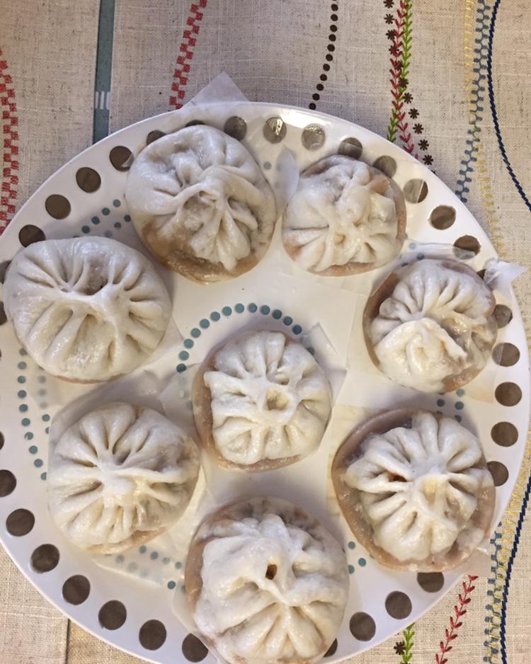 鲜美多汁的洋葱牛肉包子