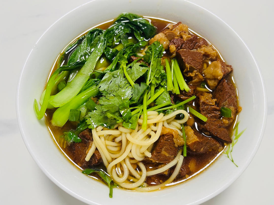 红烧牛肉面