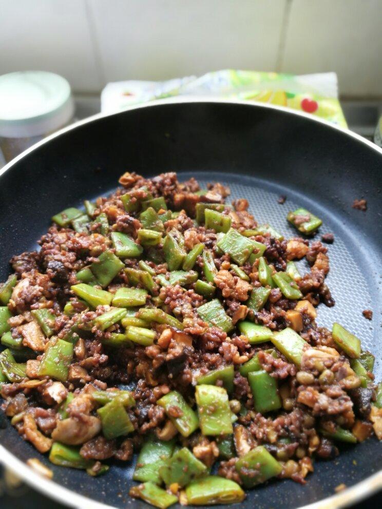 家乡扁豆肉饭