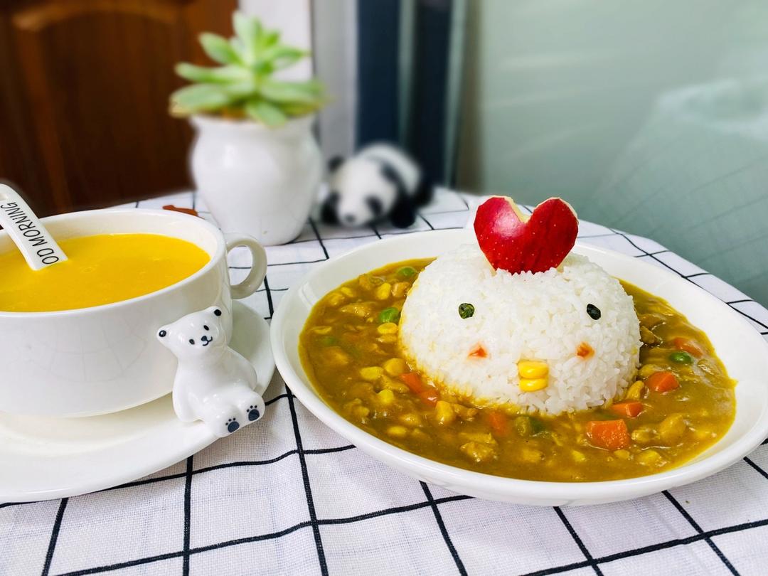 人见人爱花见花开🐤         三只小鸡日式咖喱饭