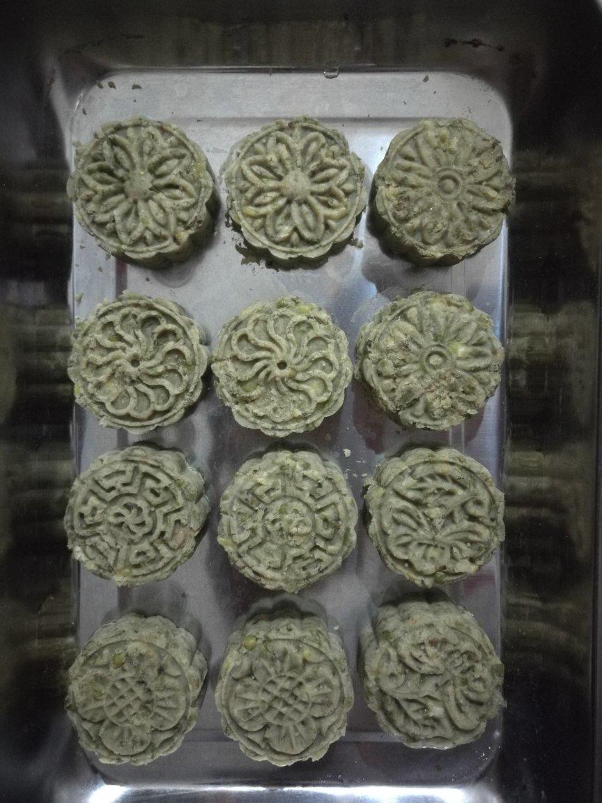 低脂低糖绿豆糕
最老式妈妈味道