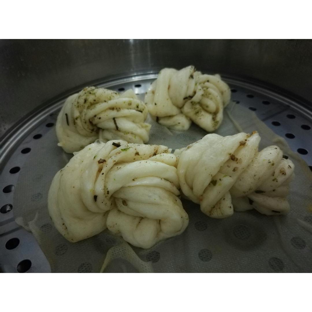 葱油花卷 Steamed Roll