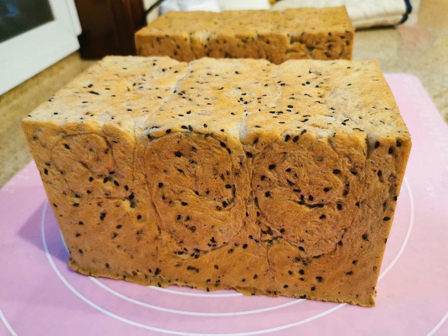 金大旺的黑芝麻吐司