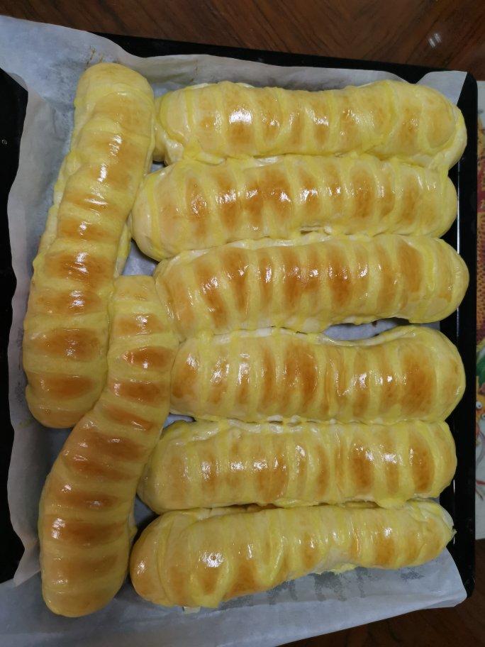 毛毛虫面包