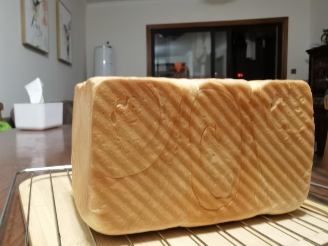 吐司，奶香手撕面包，超级香浓