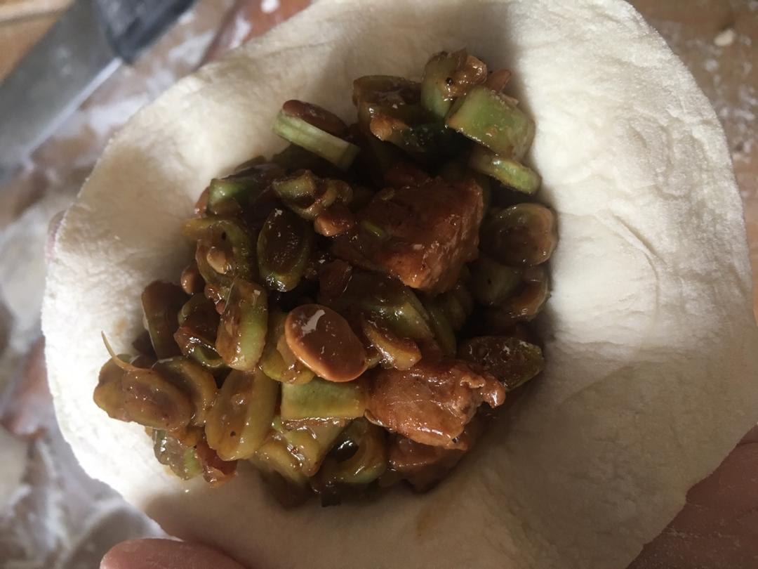 豆角酱肉包子