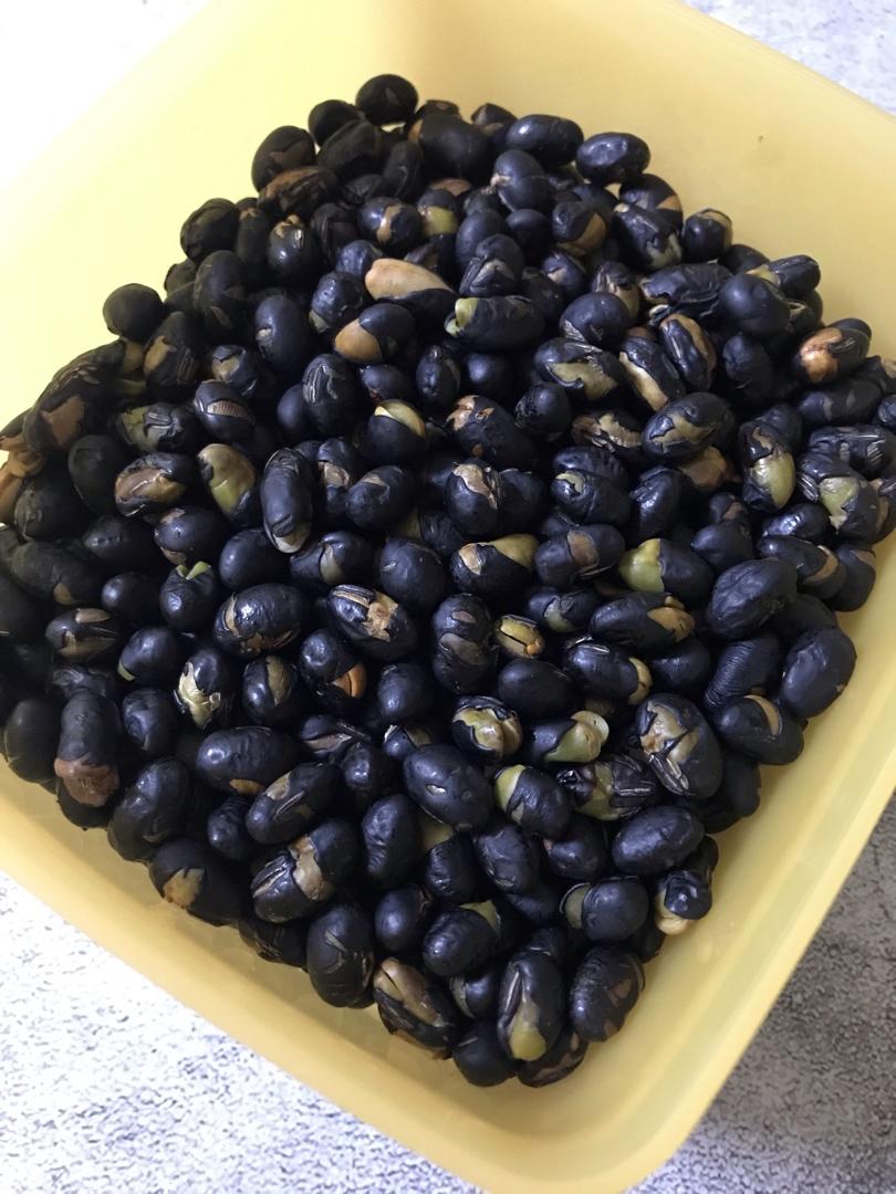 烤黑豆