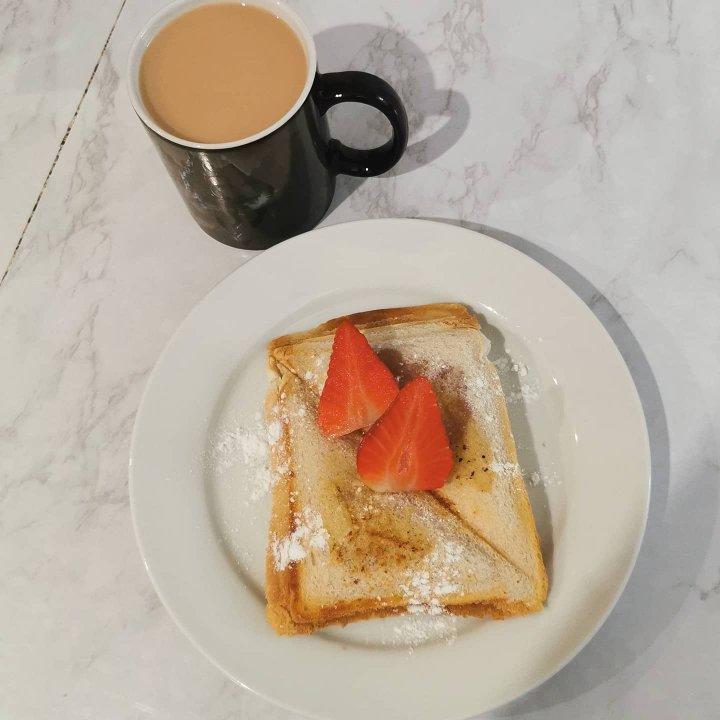 Tuna Melt Toastie 吞拿鱼起司烤三明治