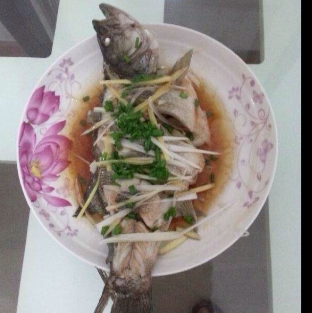 清蒸鲈鱼