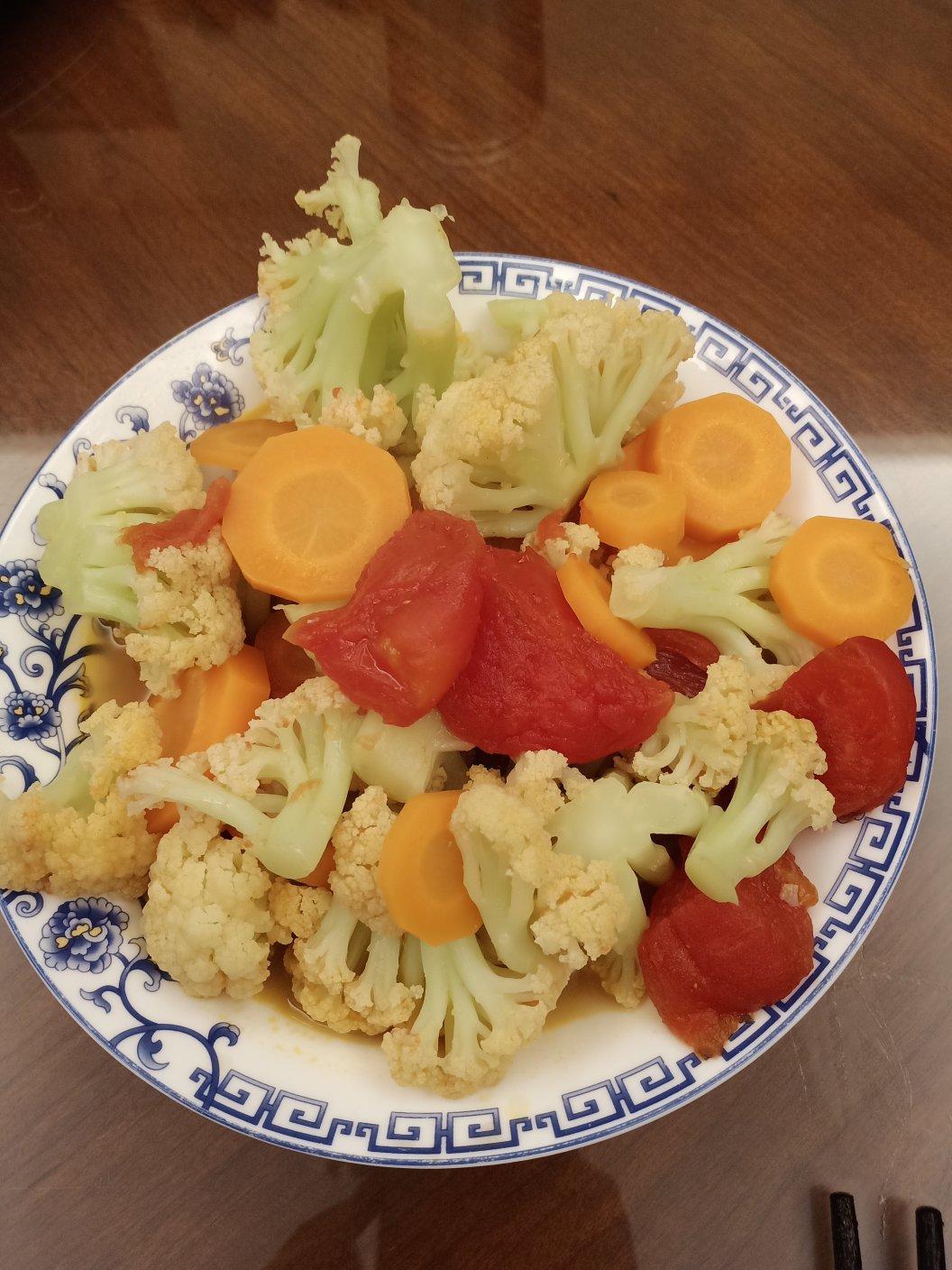 心若向阳无畏悲伤520做的美味西红柿胡萝卜炒花菜