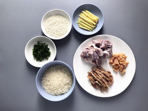 干贝（瑶柱）鱿鱼粥-大松IH电饭煲的做法 步骤2